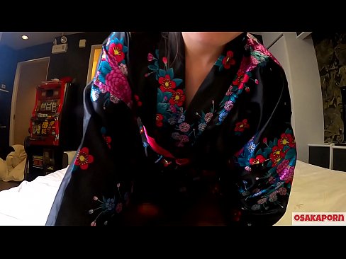 ❤️ Jong cosplay-meisie hou van seks tot orgasme met 'n spuit in 'n perdevrou en 'n blowjob. Asiatiese meisie met harige poes en pragtige tiete in tradisionele Japannese kostuum in amateurvideo wat masturbasie met fokspeelgoed wys. Sakura 3 OSAKAPORN. Porno by ons ﹏
