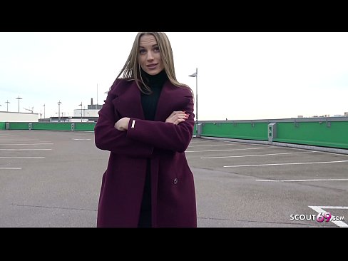 ❤️ DUITSE VERKENNER IS 'N DROOM RAAK STAAL, PARKEERTERREIN TELLTALE EN SEXY VIR GELD Porno by ons ﹏